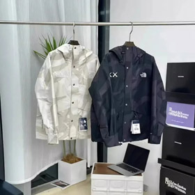 THE NORTH FACE x KAWS joint embroidered hooded warm jacket-4371  